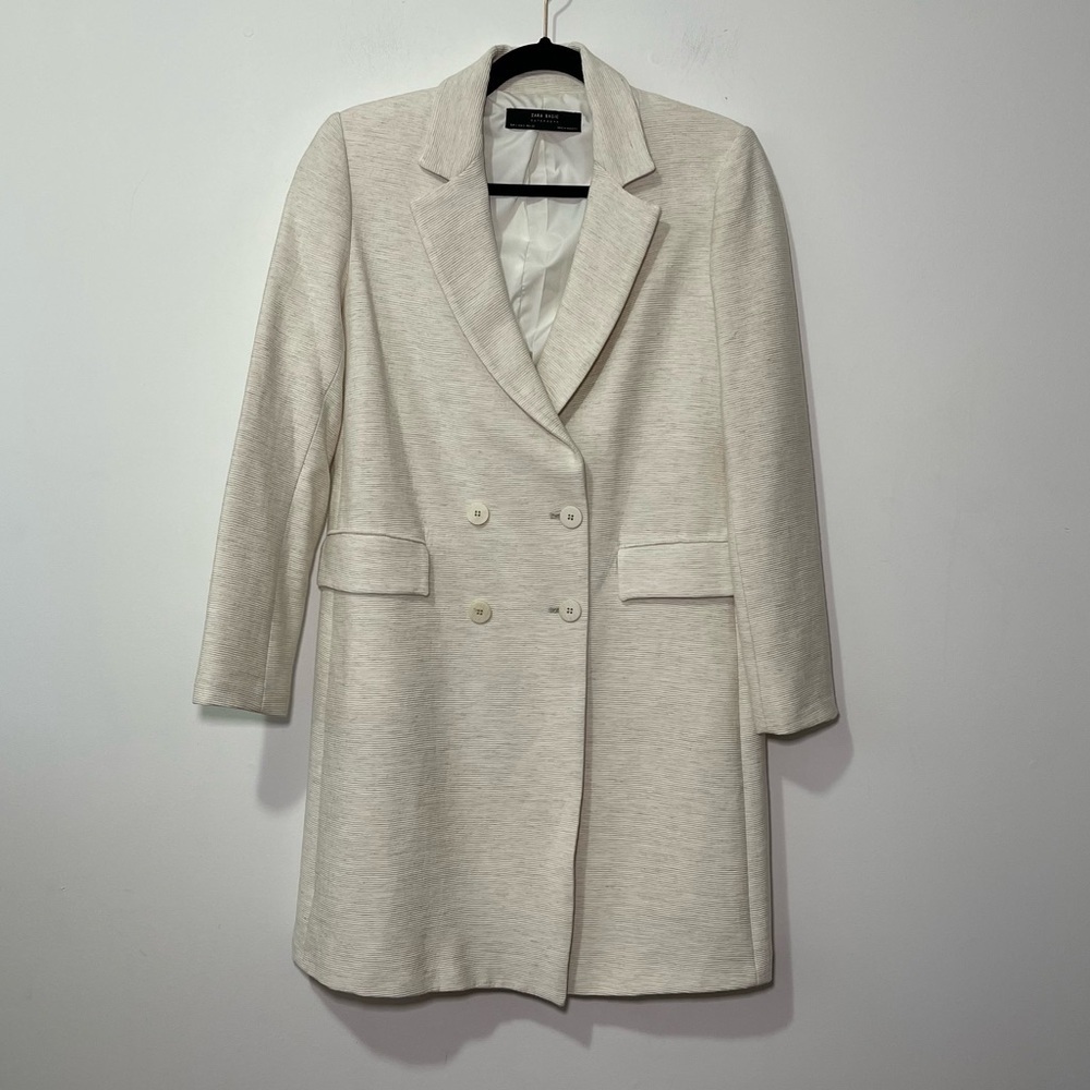 Zara women's cream double breasted above knee ribbed crinkle blazer in size S